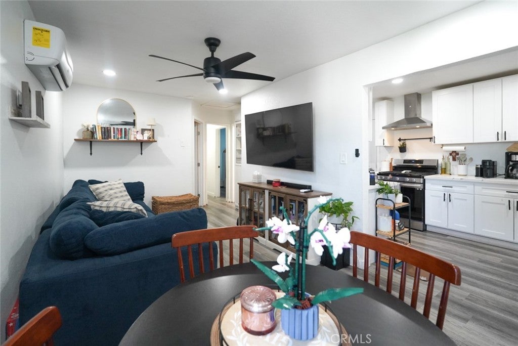 1434 W 153rd