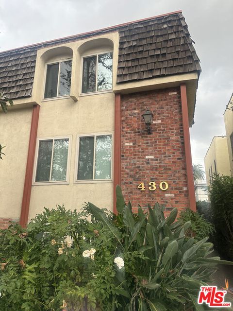 Photo of 430 S Maple Drive, Beverly Hills, CA 90212 (MLS # 25616379)