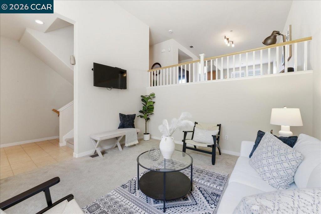 108 Serra Way
