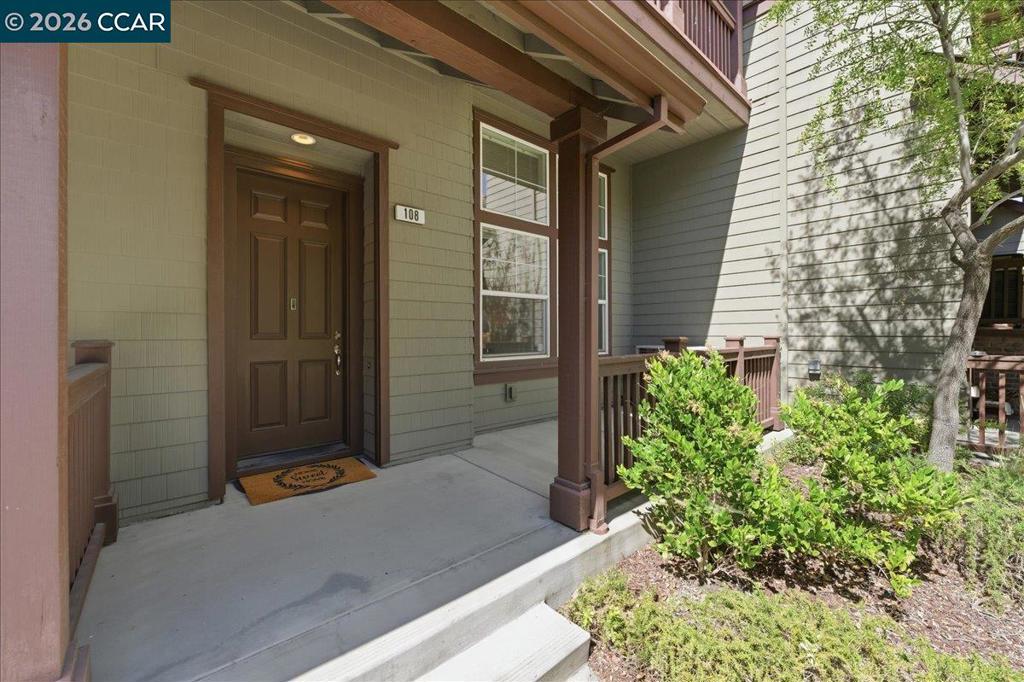 108 Serra Way