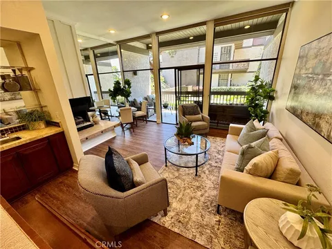 5104 Marina Pacifica Drive S, Long Beach, CA 90803 - MLS#: PW25181030