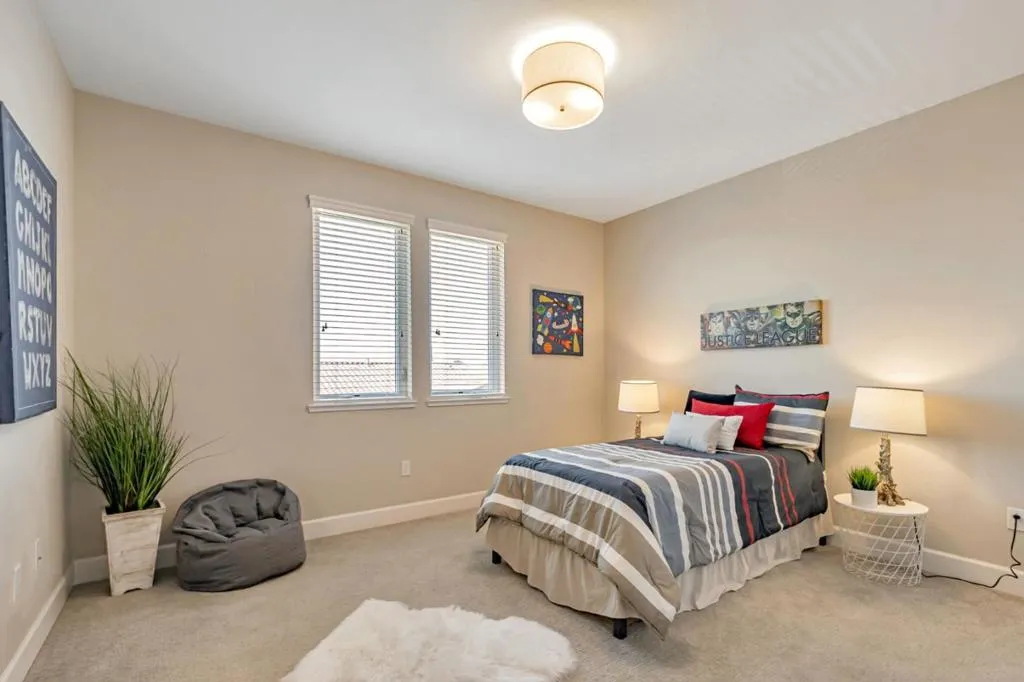 Milpitas, California 95035, United States, 3 Bedrooms Bedrooms, ,4 BathroomsBathrooms,Residential,Active,216005