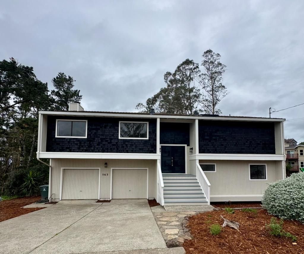 Photo of 563 El Granada Boulevard, El Granada, CA 94018 (MLS # ML82035122)