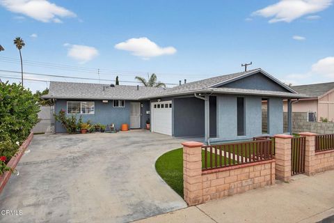 Photo of 1501 Morris Street, Oxnard, CA 93030 (MLS # V1-33205)