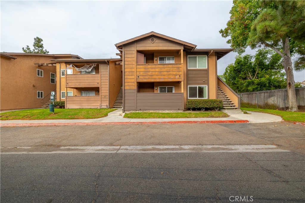 517 Calle Montecito 91