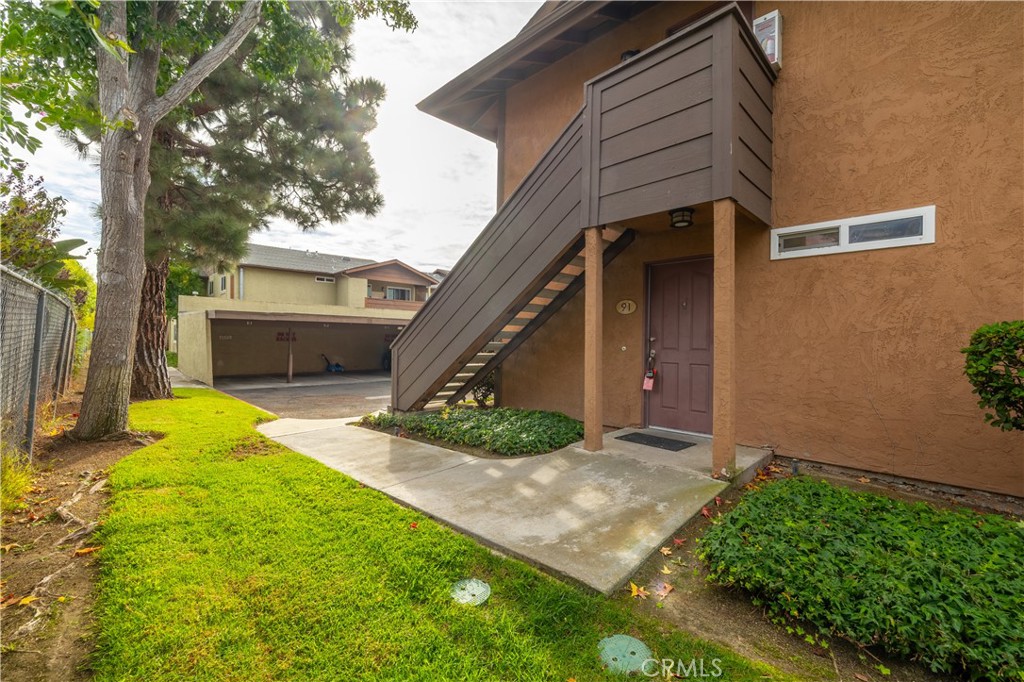 517 Calle Montecito 91