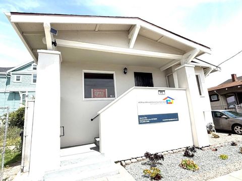 Photo of 612 E 8th Street, Oakland, CA 94606 (MLS # ML82044642)