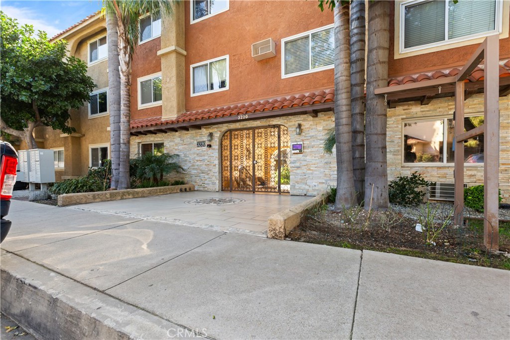 3220 Altura Avenue 331