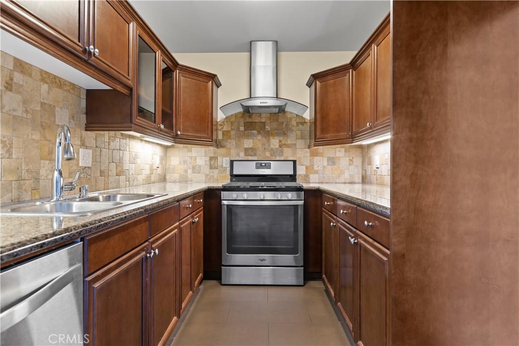 3220 Altura Avenue 331