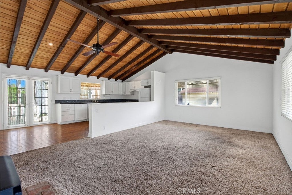 1811 James Place