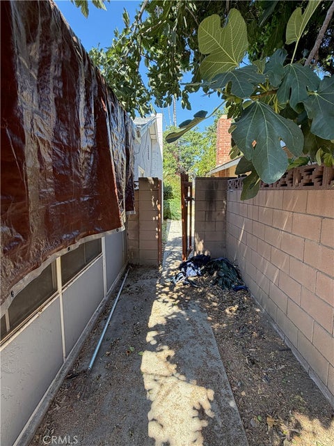 Tiny photo for 7636 Sausalito AVE, West Hills, CA 91304 (MLS # SR26152410)