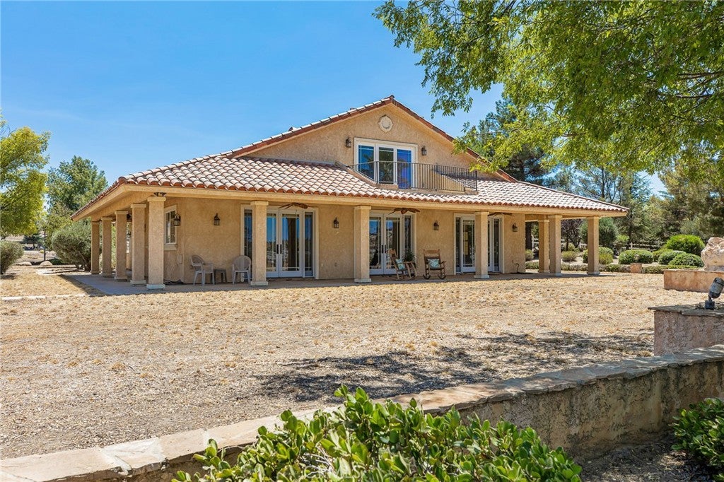 41810 Lakefront Drive