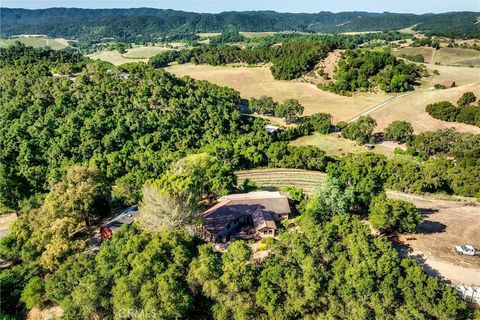 Tiny photo for 3180 Willow Creek Road, Paso Robles, CA 93446 (MLS # NS26112537)