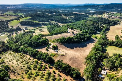 Tiny photo for 3180 Willow Creek Road, Paso Robles, CA 93446 (MLS # NS26112537)
