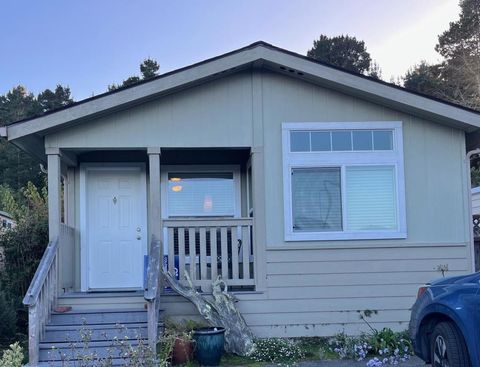 Photo of 172 Culebra Lane, Moss Beach, CA 94038 (MLS # ML82026517)