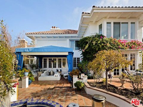 Photo of 2113 Stoney Hill Road, Los Angeles, CA 90049 (MLS # 25588733)