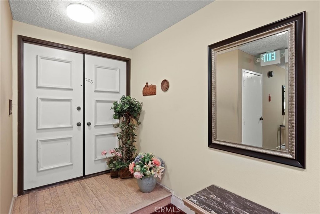 10409 Riverside Drive 203