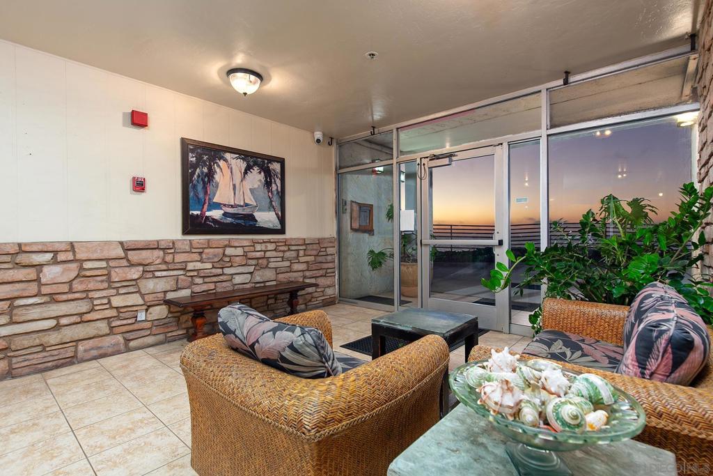 Ocean Beach - Residential