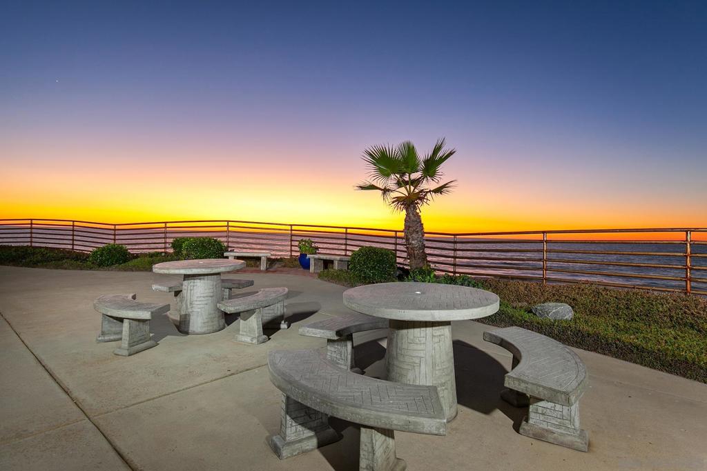Ocean Beach - Residential