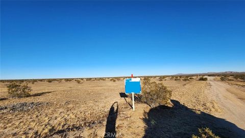 Photo of 202 Ste, Hi Vista, CA 93535 (MLS # DW26008861)