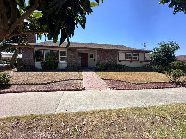 18232 AVOLINDA Drive