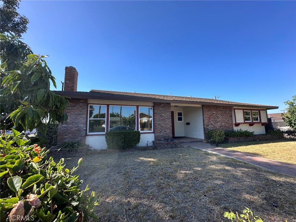 18232 AVOLINDA Drive