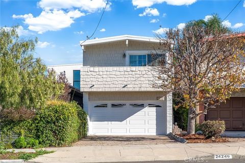 Photo of 24246 Park Street, Torrance, CA 90505 (MLS # PV26028926)