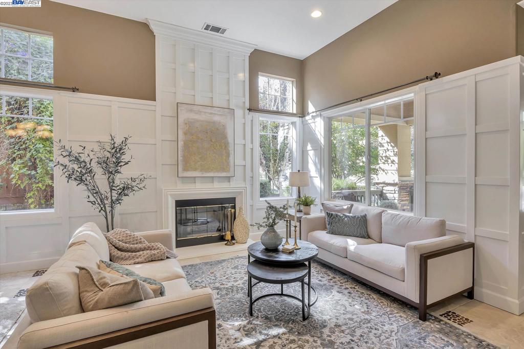 WINDEMERE - Residential