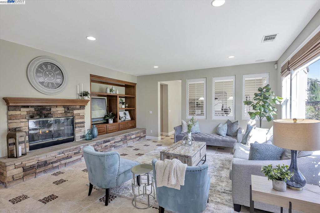 WINDEMERE - Residential