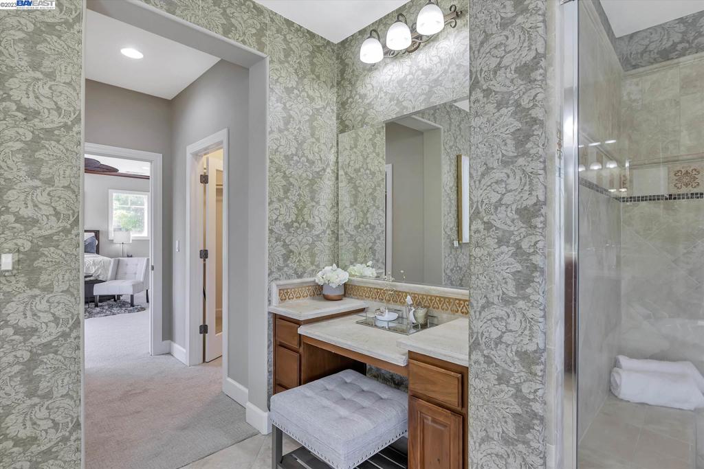 WINDEMERE - Residential