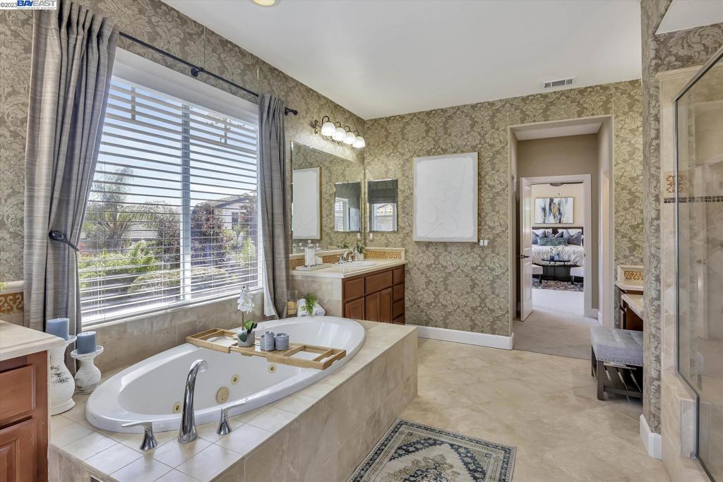 WINDEMERE - Residential