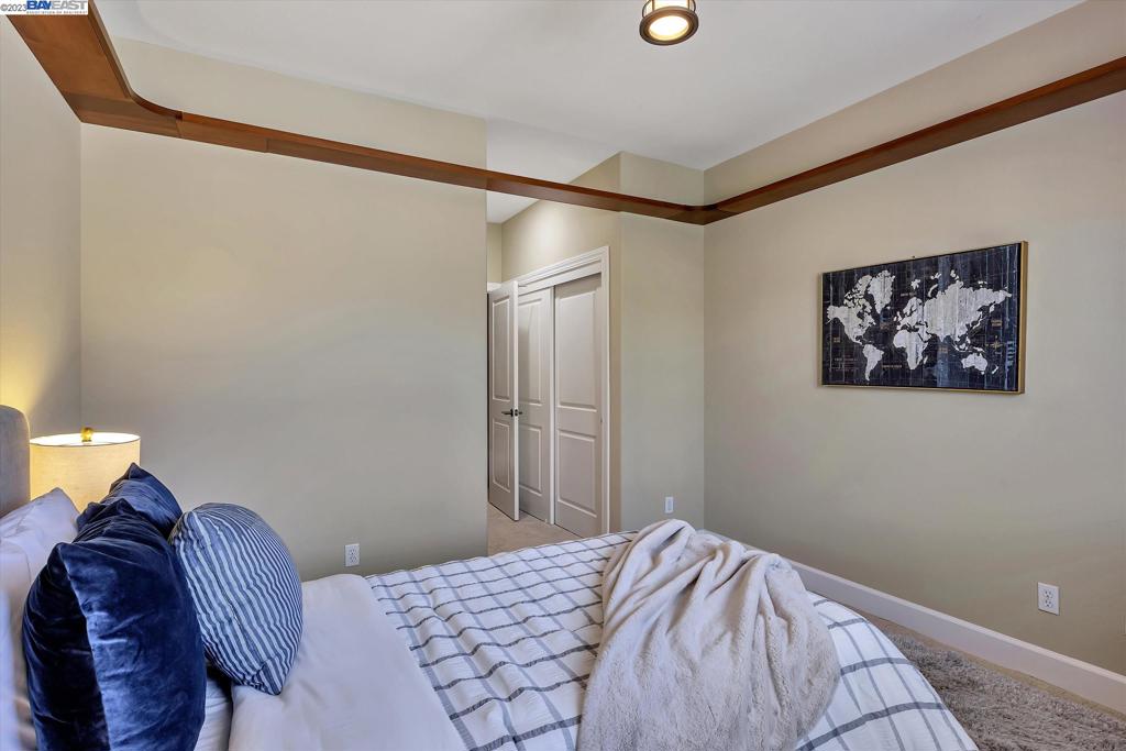 WINDEMERE - Residential