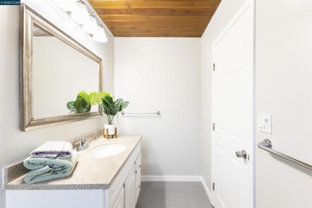 HILLTOP/FAIRMEDE - Residential