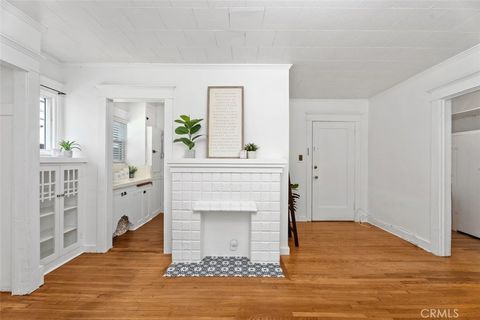 1109 E 1st 7 Long Beach CA 90802