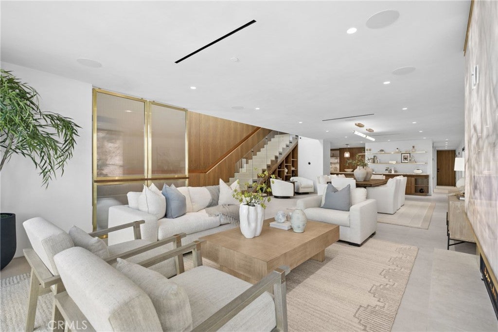 503 J, Newport Beach CA 92661 - Photo 6