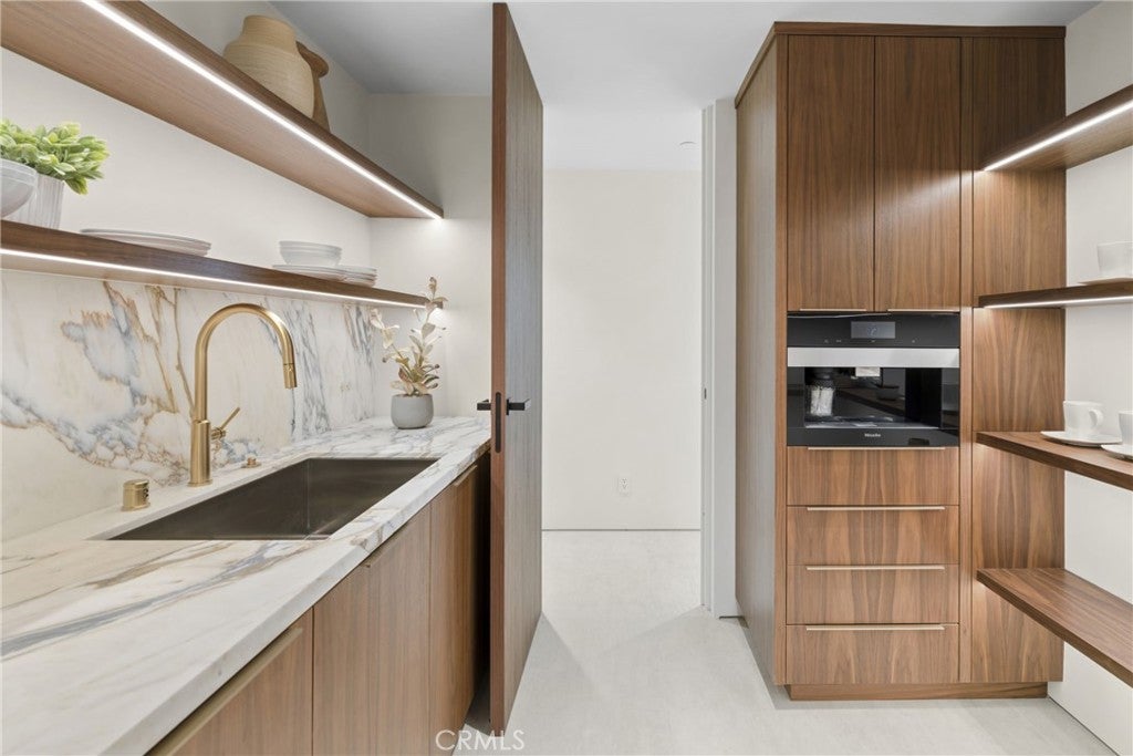 503 J, Newport Beach CA 92661 - Photo 15