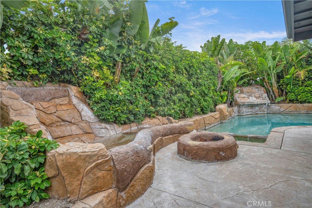 Park Huntington (PKHU) - Residential Lease