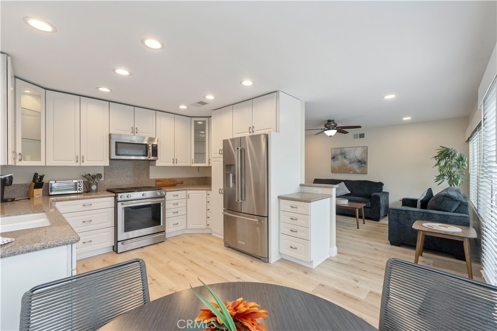 Park Huntington (PKHU) - Residential Lease