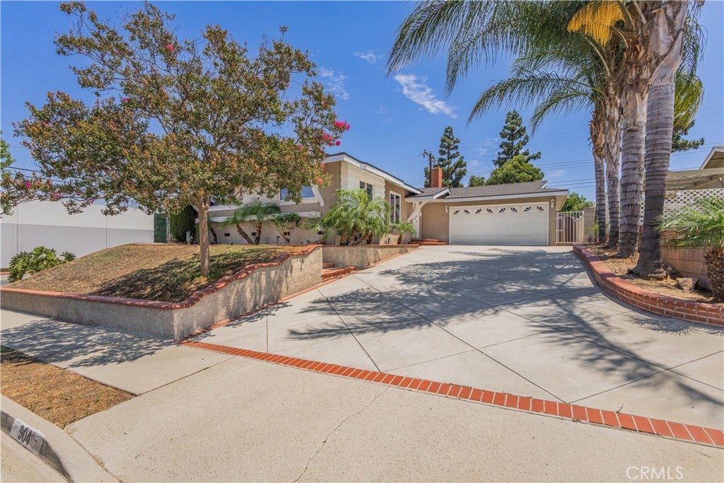904 Beech Hill