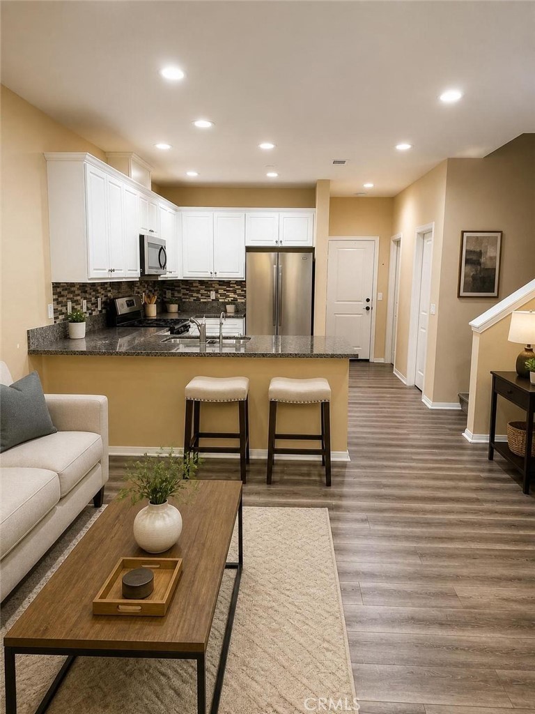 2818 E Berry Loop Privado 67