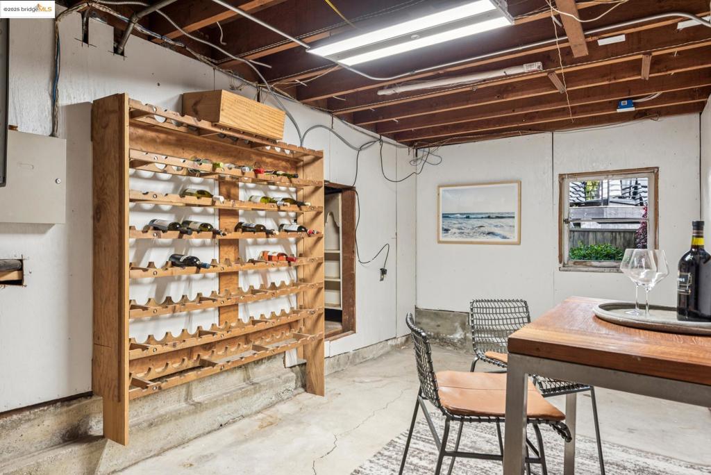 UPPER ROCKRIDGE - Residential