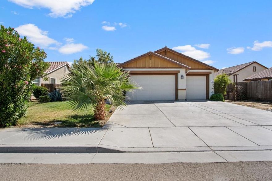 Welcome to this charming 4-bedroom, 3-bathroom home located in the vibrant city of Los Banos. Spanning 1,809 square feet, this home offers a spacious and functional layout. The kitchen is designed with both style and convenience in mind, featuring modern appliances and ample counter space, making it a perfect spot for culinary adventures. As you step into the living area, you'll appreciate the open layout as the kitchen flows into the living room.  The home is equipped with central air conditioning and heating, ensuring year-round comfort. For flooring, the home boasts a mix of materials that complement the overall aesthetic.  The property includes a convenient laundry area, making household tasks a breeze. Situated on a minimum lot size of 6,754 square feet, the residence offers a three-car garage, providing ample parking and storage space. Located within the Los Banos Unified Elementary School District, this home is an excellent choice for those seeking a comfortable and well-situated living space.