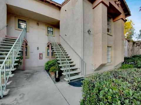 Photo of 12059 Alta Carmel Ct Ct #168, San Diego, CA 92128 (MLS # 250043425SD)