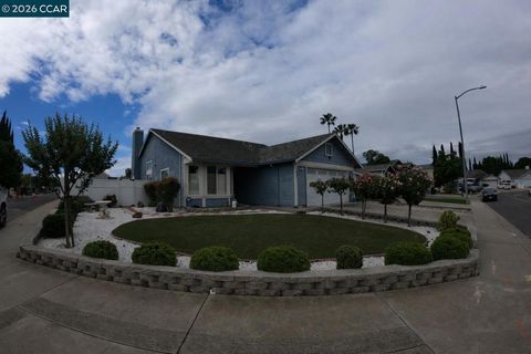 Photo of 1801 Fairhaven Ct Ct, Oakley, CA 94561 (MLS # 41131953)