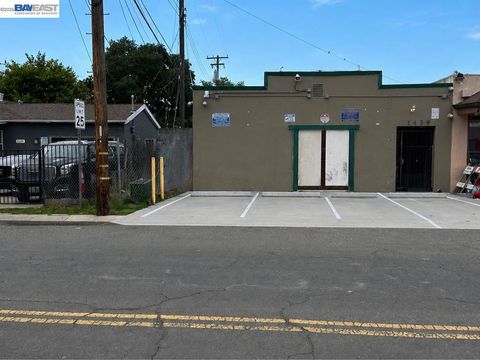 Photo of 1439 Arcade Blvd Blvd, Sacramento, CA 95815 (MLS # 41132488)