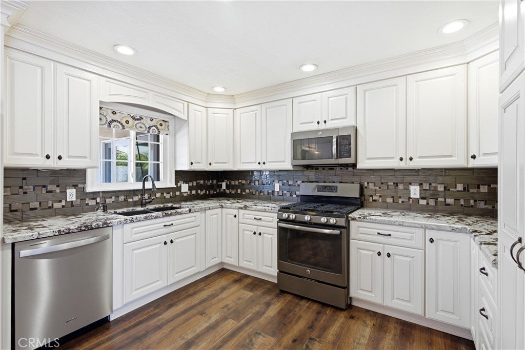 6551 Brad, Huntington Beach CA 92647 - Photo 11
