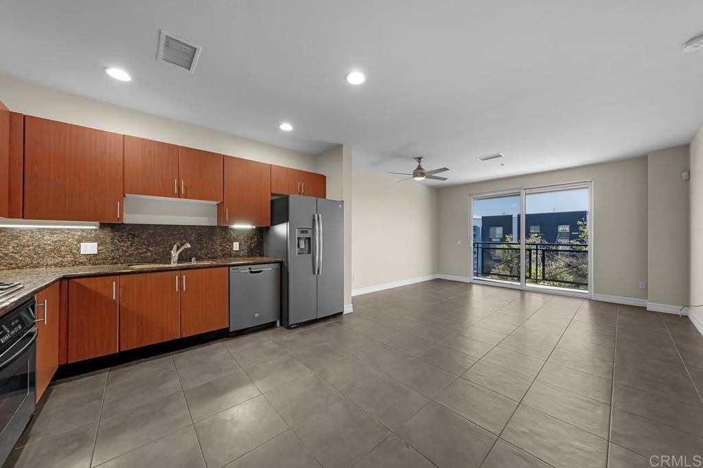 550 Park Blvd 2408