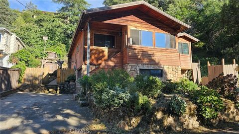 Photo of 2898 Sierra Drive, Clearlake, CA 95422 (MLS # LC26106978)