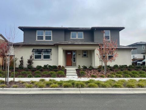 2513 Lake Club Drive Fairfield CA 94533