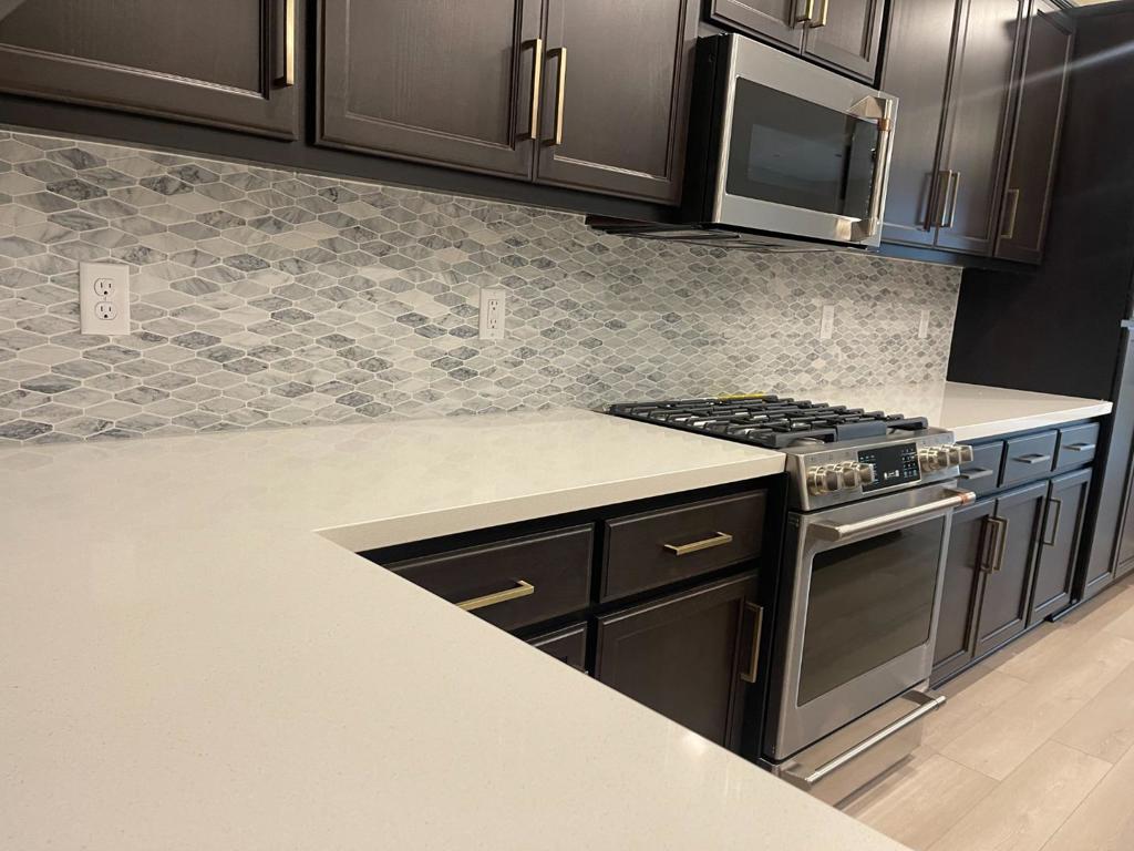 2513 Lake Club Drive